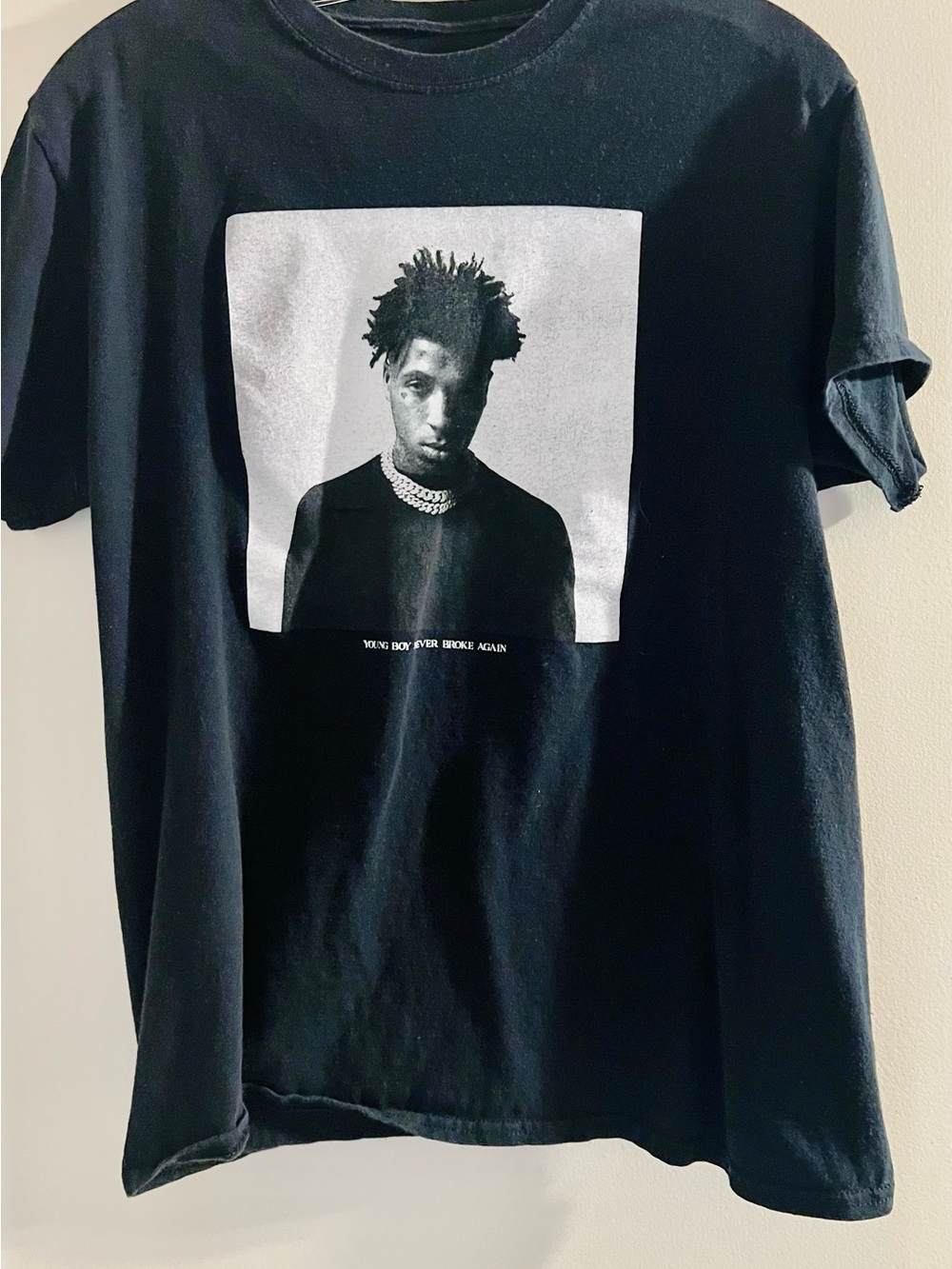NBA YoungBoy Black Graphic Photo Print Men's T-Shirt M - Gem